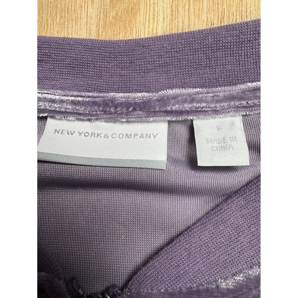 NEW YORK COMPANY Purple Crushed Velvet Bomber Jacket Womens Size Small - Picture 5 of 9